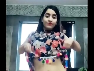 arab looker teen pussy and boobs show